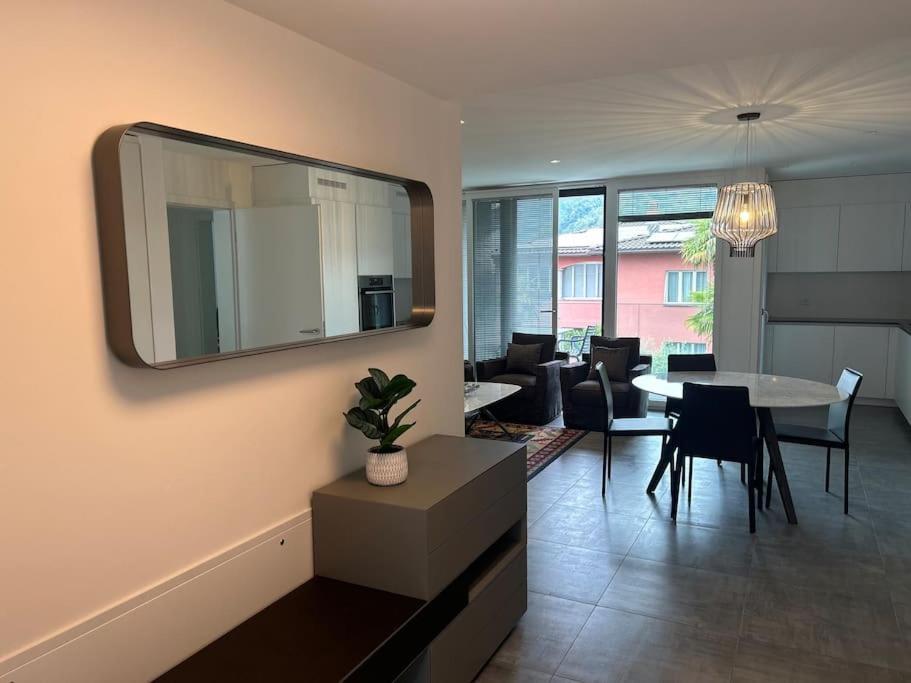 Labpark Design Apartment Melano Exteriör bild
