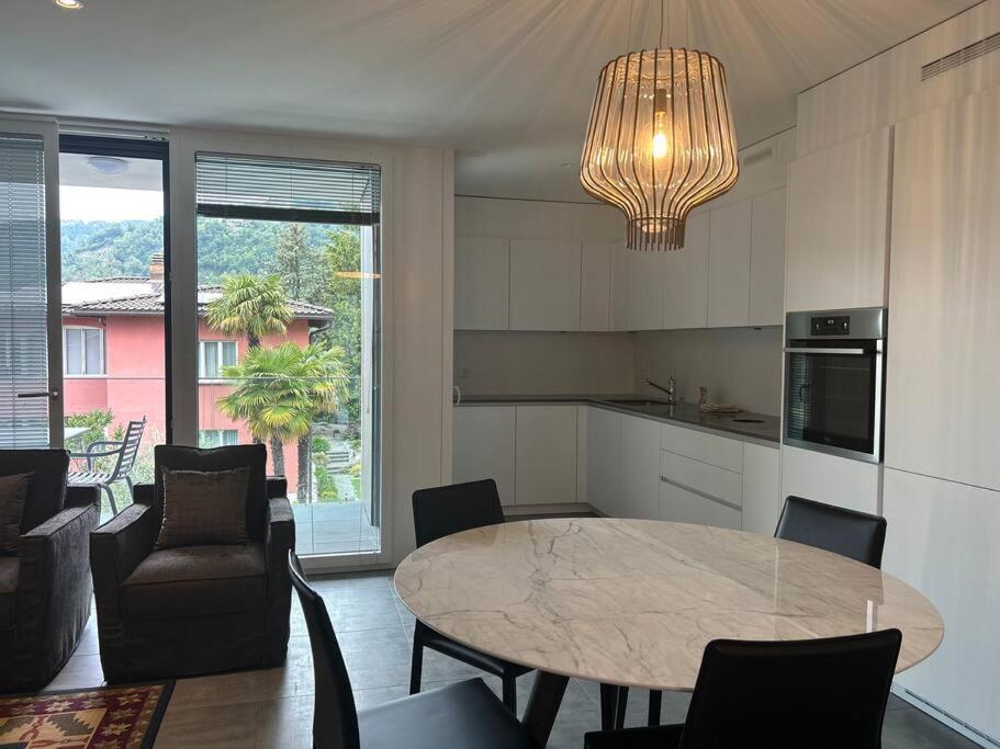 Labpark Design Apartment Melano Exteriör bild